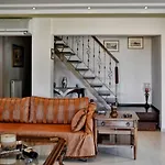 Villa Venetian Shipyard *