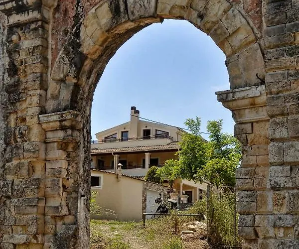 Villa Venetian Shipyard